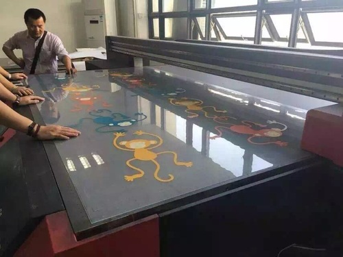 邁創彩印UV萬能打印機.JPG