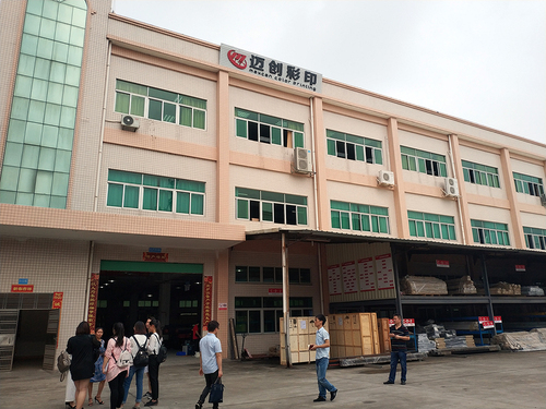 深圳UV平板打印機廠家
